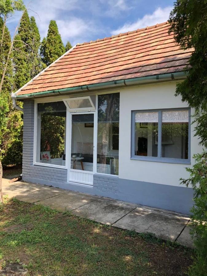 Penzion Retro ház Balatonszabadi Fürdőtelep Exteriér fotografie