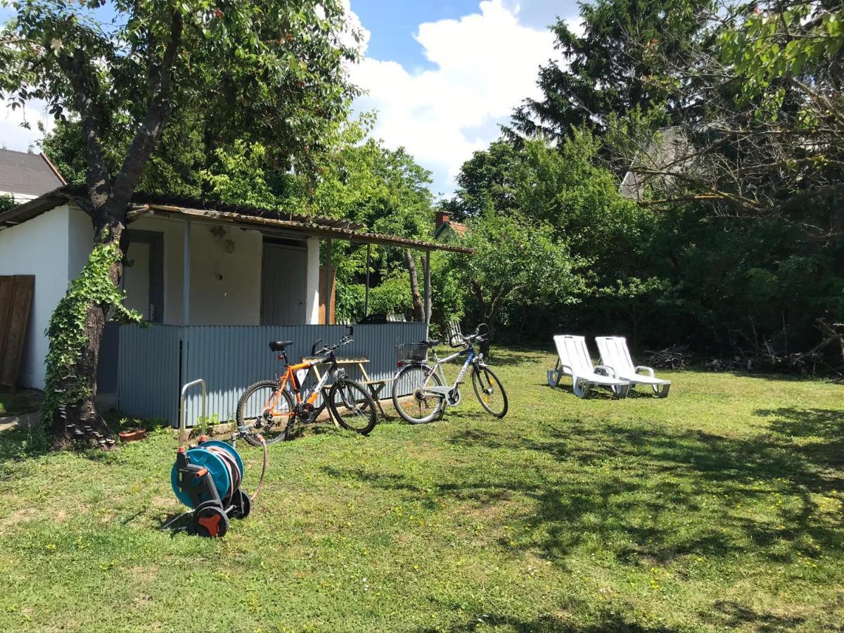 Penzion Retro ház Balatonszabadi Fürdőtelep Exteriér fotografie
